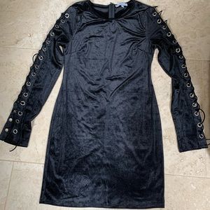 Fashion nova black long sleeve dress